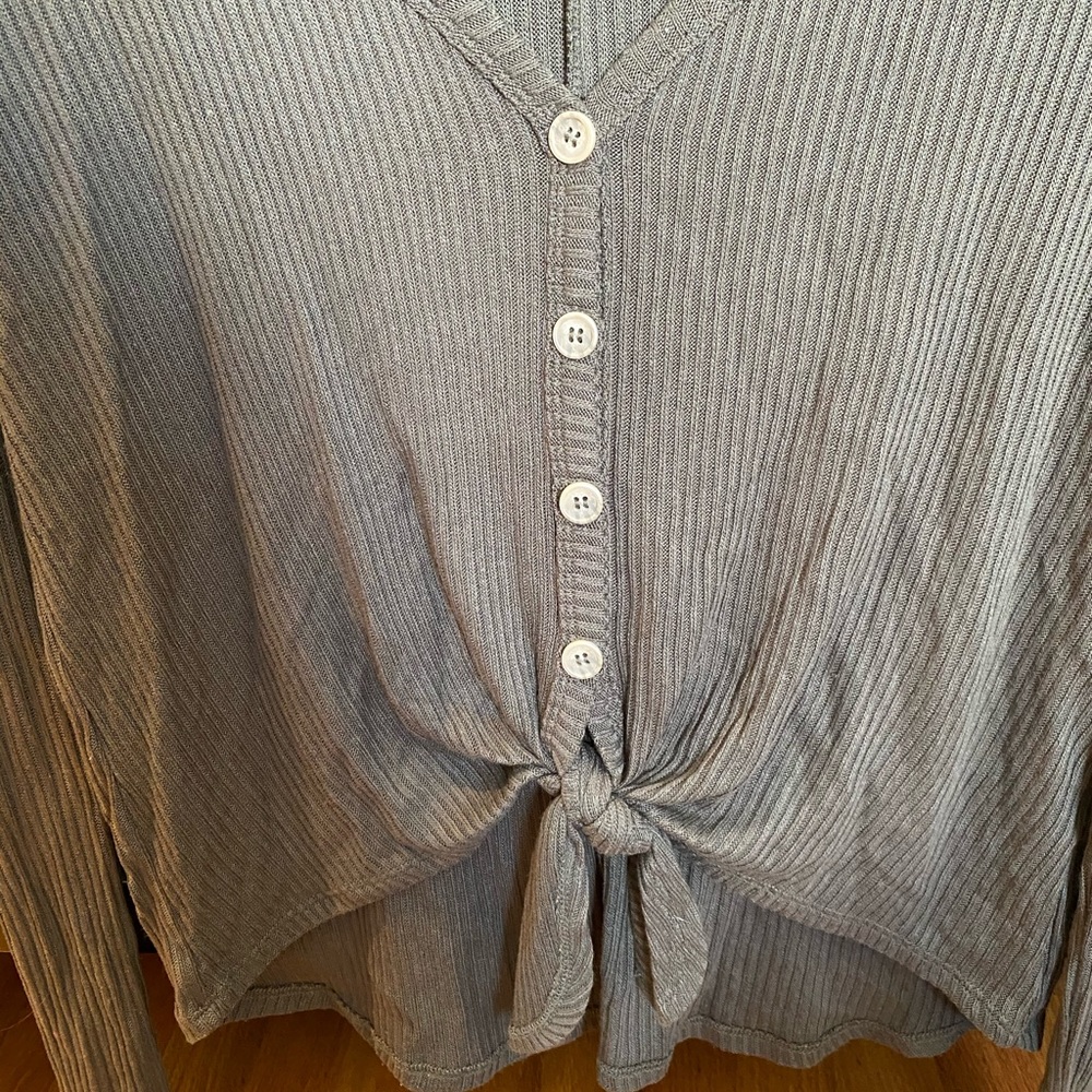 Dark green garage long sleeve top - Picture 2 of 3